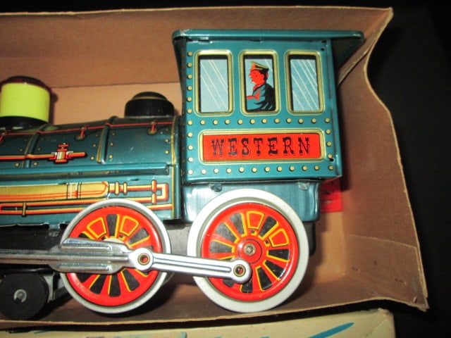 Vintage Trade Mark Battery Operated "Western Special Locomotive" Lithograph Tin - 2