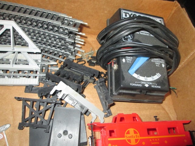 Tyco "S" Scale Electric Train Set - 5