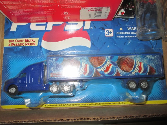 Coca-Cola and Pepsi Scaled Die Cast Cars and Set of Pepsi-Cola Bottle Shakers - 4