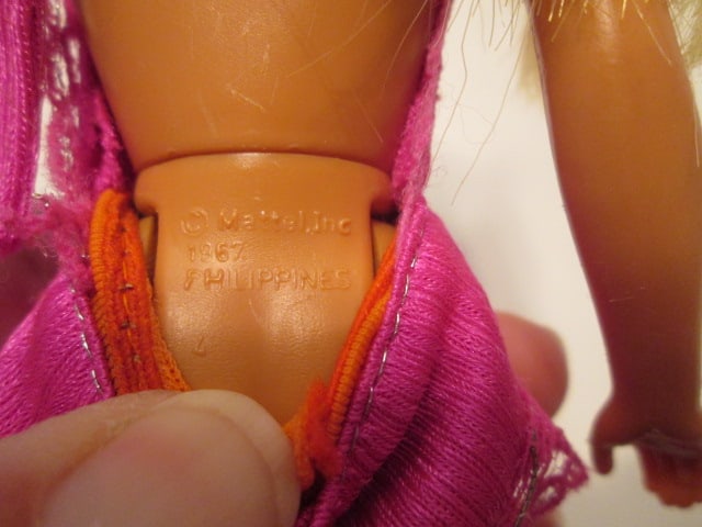1977Mattel Barbie Fashion Doll Case with Barbie Dolls and Accessories - 7