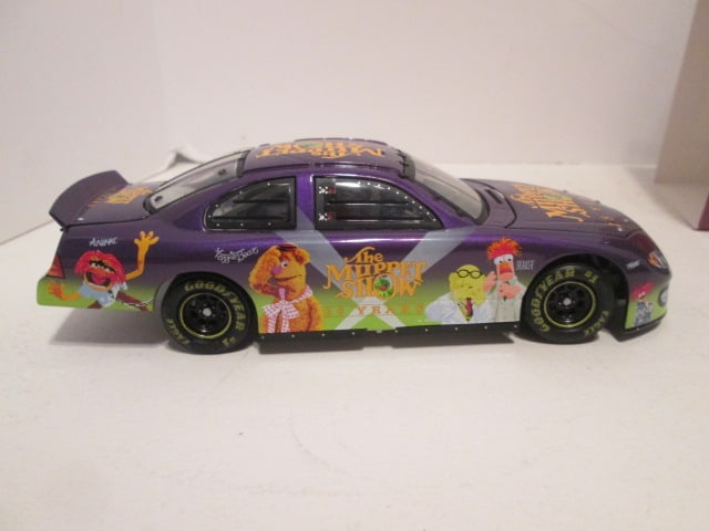 Action Collectables NASCAR 2002 "The Muppet Show 25 Years" 1:24 Scale Dodge - 6