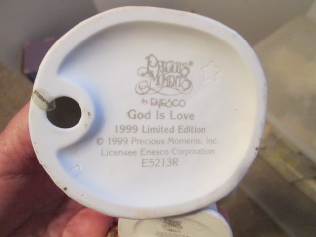 Collection of "Precious Moments" Porcelain Figurines in Original Boxes, 1992 Precious Moments - 4
