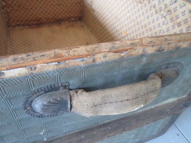Antique Dome Top Steamer Trunk - 10