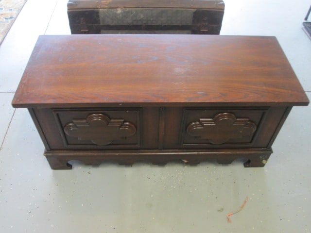 Style Home by Lane Virginia Maid Sweetheart Cedar Lined Chest - 2
