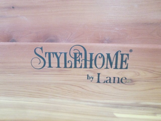 Style Home by Lane Virginia Maid Sweetheart Cedar Lined Chest - 6