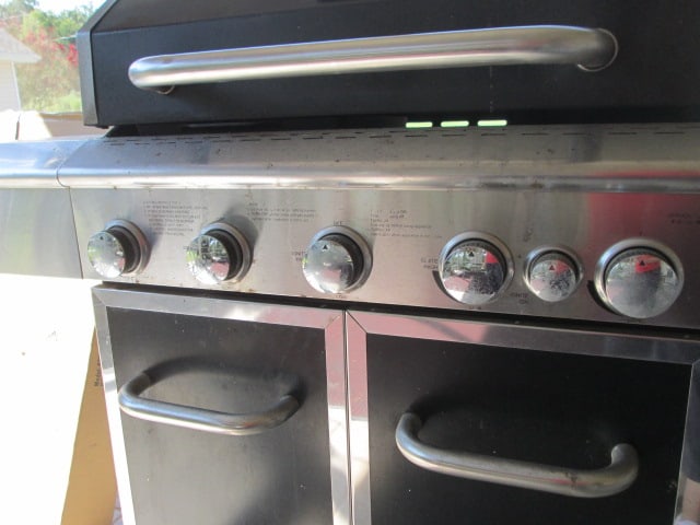 BHG Better Homes & Garden Stainless Propane Gas Grill with Side Burner - 11