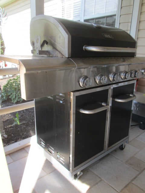BHG Better Homes & Garden Stainless Propane Gas Grill with Side Burner - 3