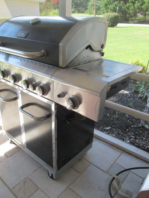BHG Better Homes & Garden Stainless Propane Gas Grill with Side Burner - 4