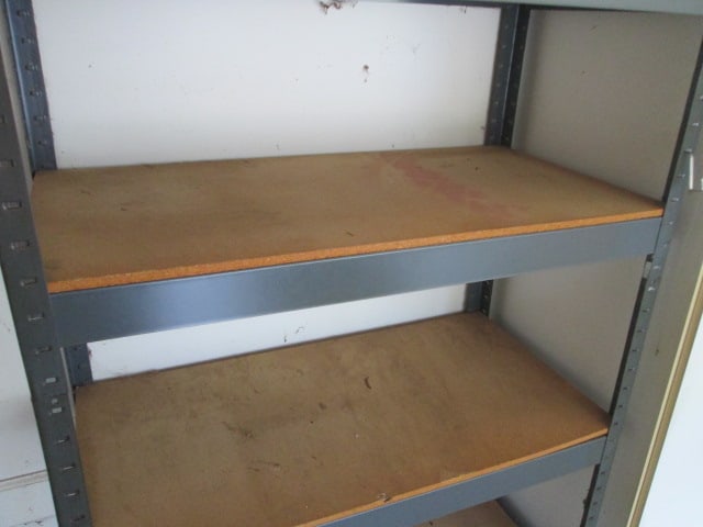5 Tier Metal Shelf Unit with Composite Board Shelves - 4