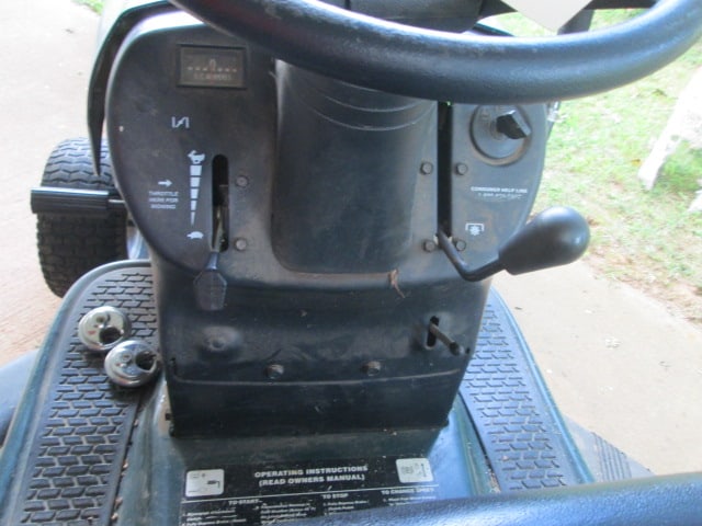 Craftsman 42" Cutting Deck Yard Tractor - 7