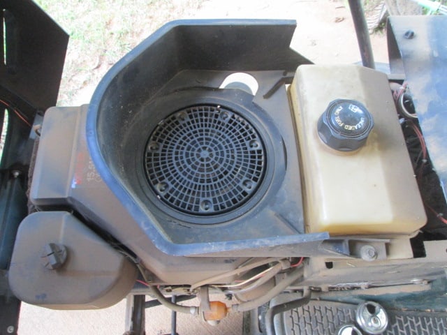 Craftsman 42" Cutting Deck Yard Tractor - 9