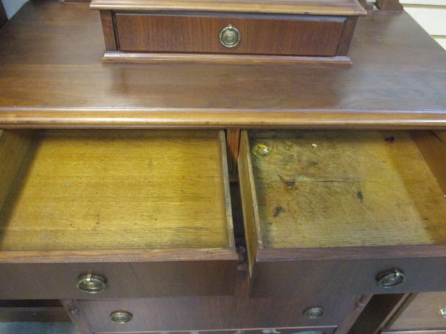 Vintage Mather Furniture Company Carved Walnut Veneer 5-Drawer Chest - 3