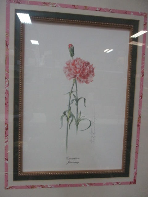 2 Gilded Gold Framed and Matted Flower Prints - 2