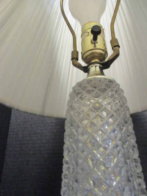 Vintage Crystal and Brass Lamp - 3