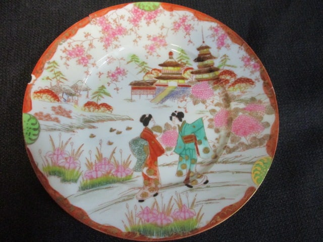 6 Vintage Japanese and Chinese Porcelain Plates - 6