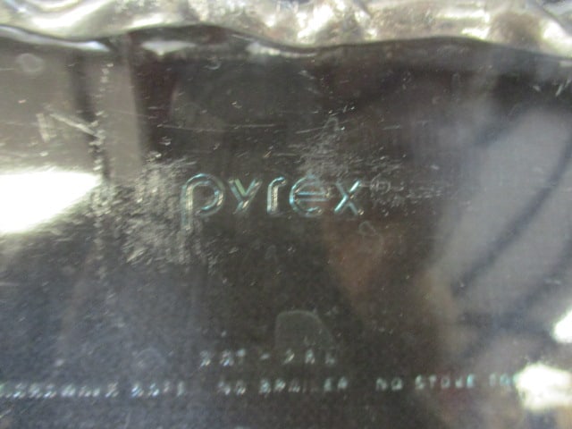 Arthur Court Silvertone Lattice Casserole Holder and Pyrex Clear Glass - 4