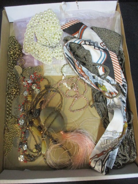 Lot of Costume Necklaces and Fashion Collars: see pictures and preview for selection and condition