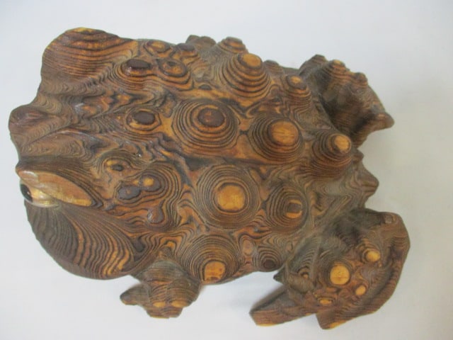 Mid Century Modern Japanese Handcarved Toad Sculpture - 3