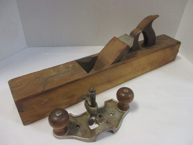 Vintage Stanley "No. 71" Router Plane and Wood Bench Plane (1 of 6)