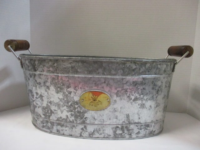 IHI Galvanized Bucket with Wood Handles: 20" (to handles) x 9 1/2" x 8 1/2"