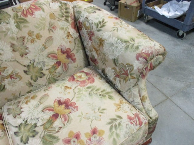 Jetton Ftr. Inc. Floral Sofa w/Cabriole Legs (Hickory, NC) - 2