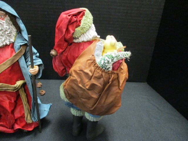Clothtique (Lot of 2) Santa Figurines - 4