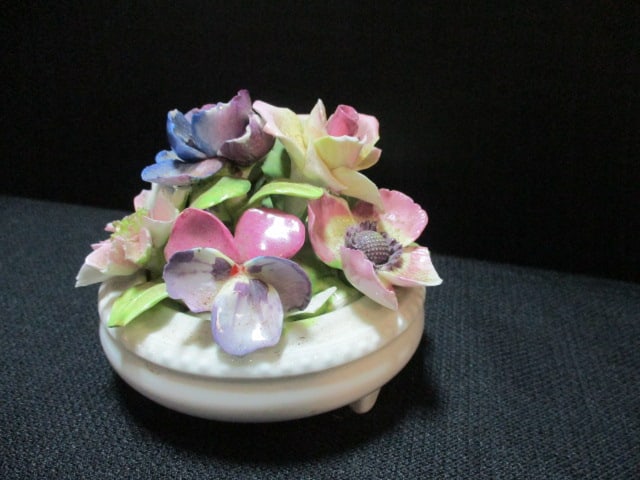 Porcelain Flowers & Capodimonte Style Porcelain - 4