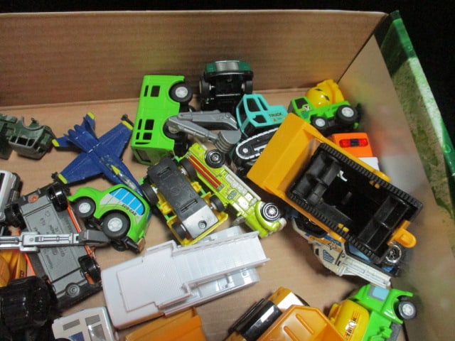 Plastic & Metal Toy Cars/Trucks, Matchbox (The Thing) 2007, etc. - 5