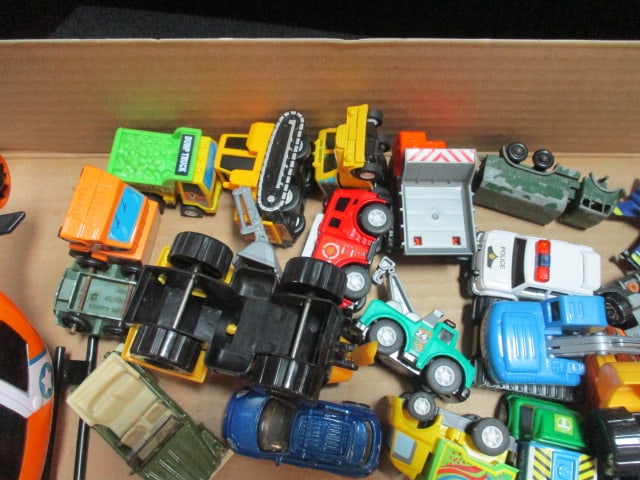 Plastic & Metal Toy Cars/Trucks, Matchbox (The Thing) 2007, etc. - 6