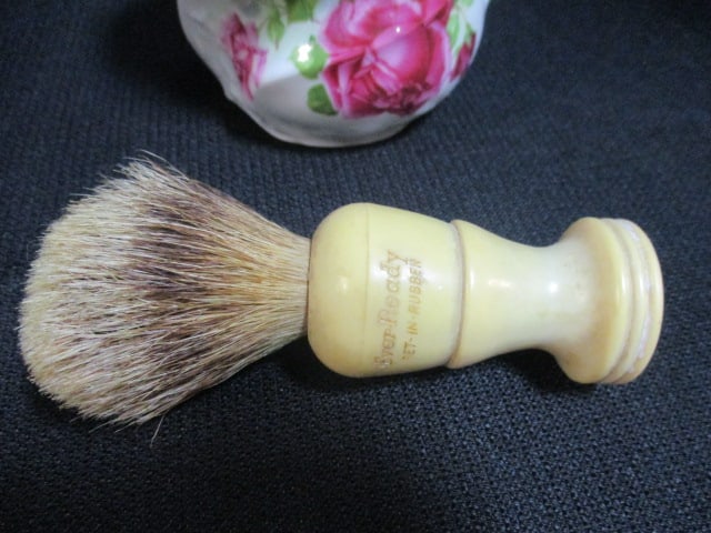 Foley James Kent Shaving Mug & Brush, Porcelain Mug & Brush - 8