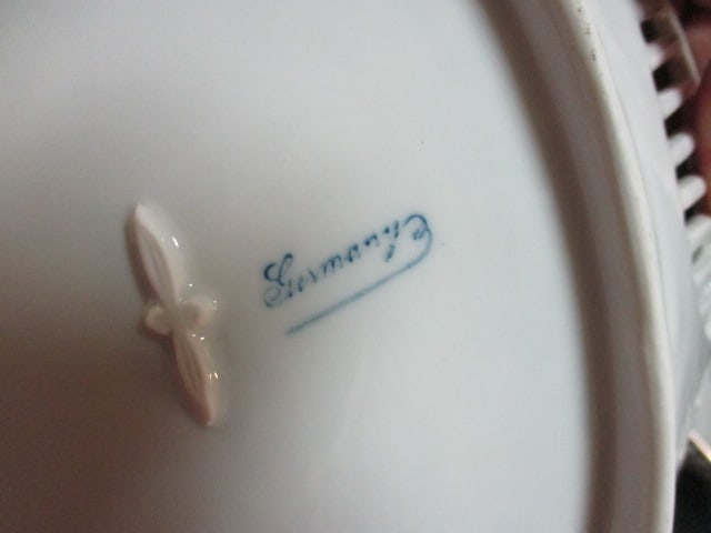 Vtg. Reticulated Oval Serving Dish (2), & Reticulated 11" Plate - 7