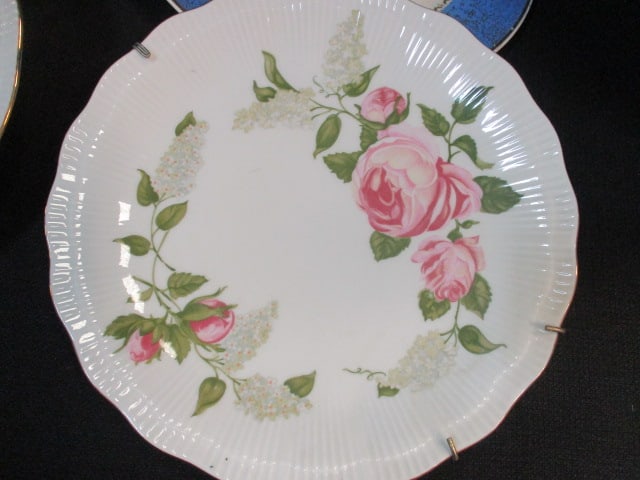 Southington 'Briar Rose' (Lot of 2) 10" Plates & Century (2) - 2
