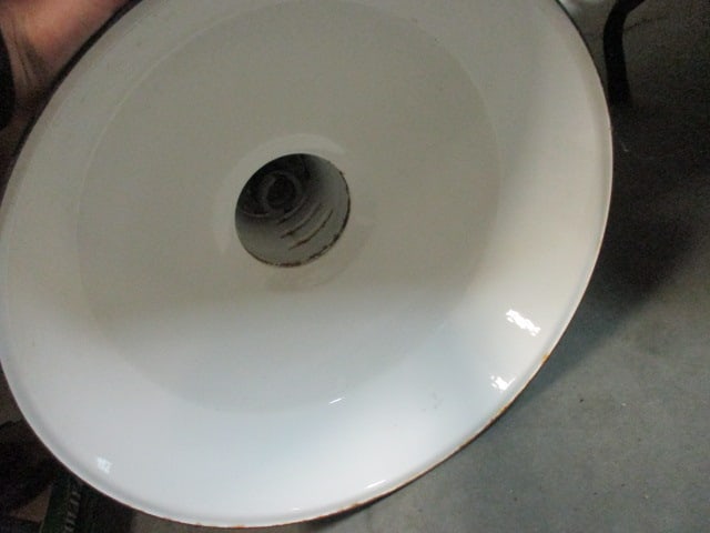 White Enameled Vtg Barn Light - 3