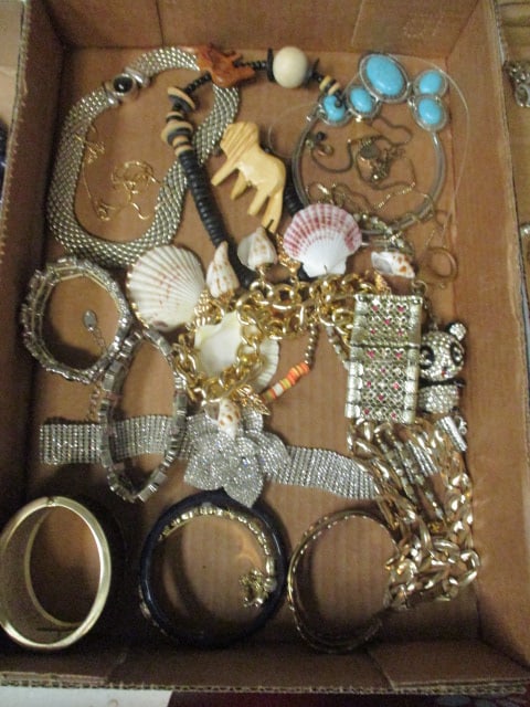 Costume Jewelry-Necklaces, Bracelets: .