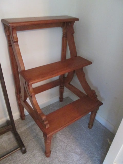 Victorian Style Carved Wood 3 Step Library Stool: 19" x 19 1/2" x 32", few scuffs, Local Pickup Only