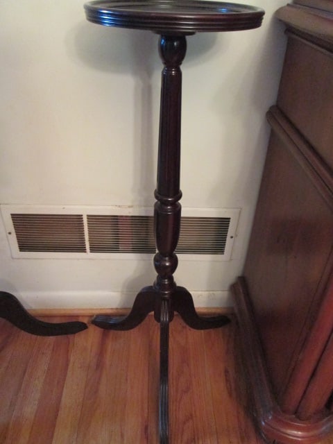 The Bombay Co. Mahogany Pedestal Stand: 11 1/4"dia x 35 1/2", Local Pickup Only