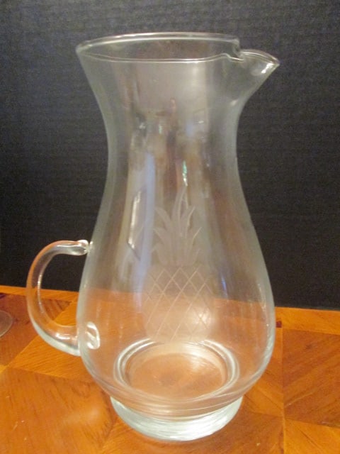 Hand Blown 10 Piece Beverage Set with Etched Pineapple Motif - 4