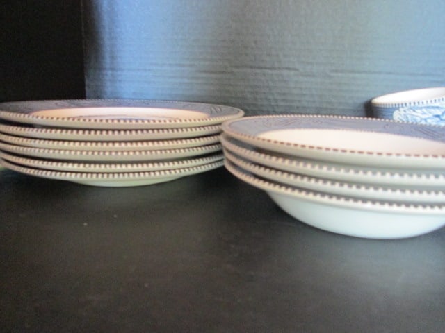 33 Pieces of Currier & Ives Blue by Royal Multi-Motif Center Scene Dinner Ware - 10