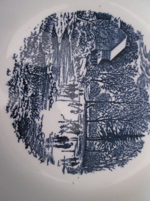 33 Pieces of Currier & Ives Blue by Royal Multi-Motif Center Scene Dinner Ware - 12
