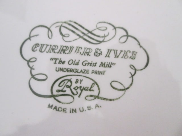 33 Pieces of Currier & Ives Blue by Royal Multi-Motif Center Scene Dinner Ware - 15