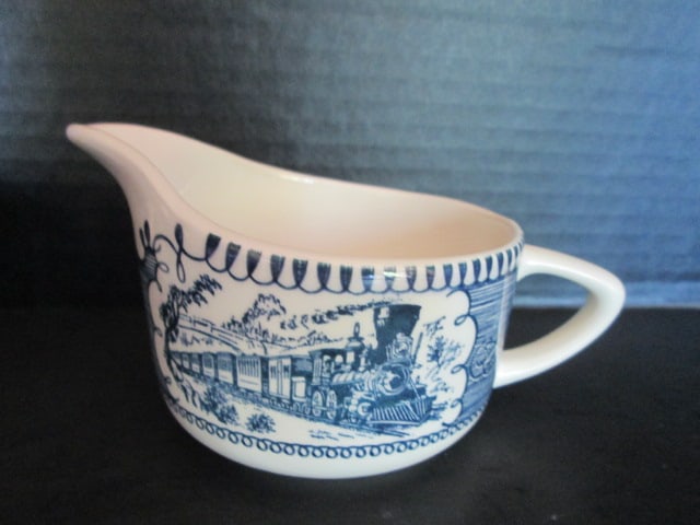 Currier & Ives Blue by Royal Multi-Motif Center Scene Creamer, Sugar Bowl and Shakers - 2