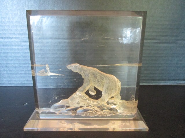 Signed Reverse Etched Polar Bear Scene Lucite Plaque: 7" x 2 1/2" x 6 1/2", signed Lea H. '86