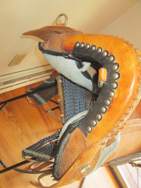 Vintage Tooled Leather Hornless Western Endurance/Trail Saddle with Stirrups and Bridle - 3