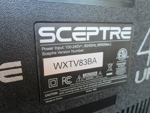 Sceptre 43" LED Flat Screen TV with Remote - 7