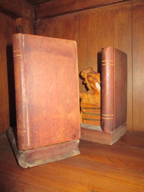 Pair of Vintage Folk Art Hand Carved Elder Scholar Bookends - 4