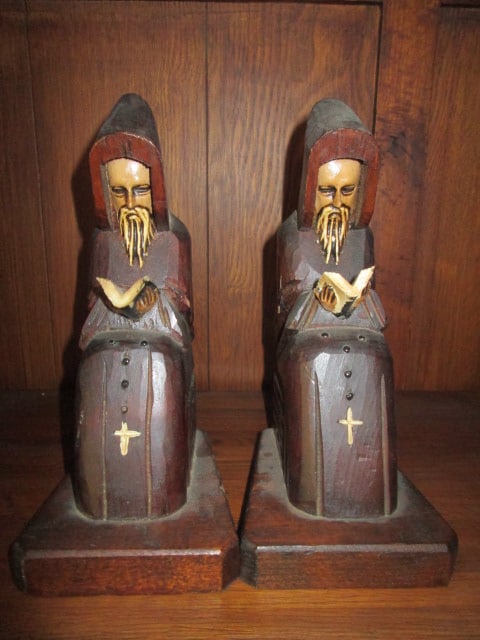Pair of Vintage Folk Art Hand Carved Wooden Monk Bookends: 8"h