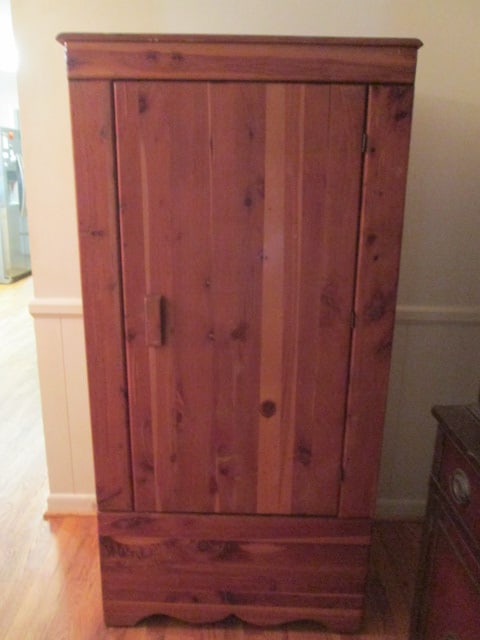 Vintage Kincaid Robes Cedar Wardrobe: 31" x 21" x 62 1/2", single door with hanging rod, finish has crazing, back left bottom corner is chipped, Local Pickup Only