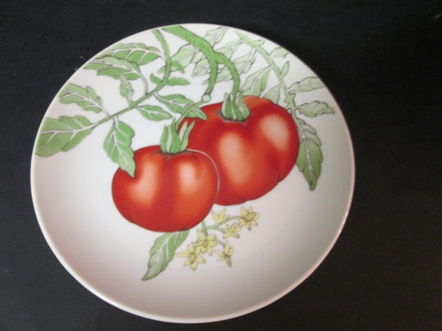 Four 1980 Fitz & Floyd "Variations" Vegetable Design Dessert/Salad Plates - 5