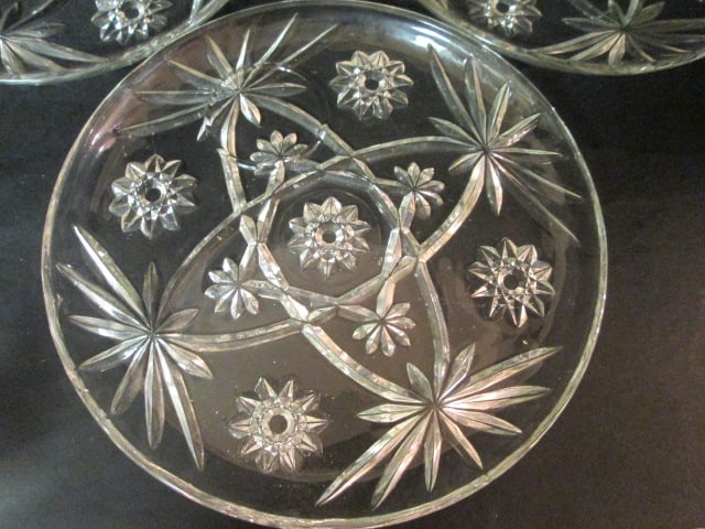 Anchor Hocking Early American Prescut Bowls, Chip 'n Dip Plates and Set of Shakers - 9