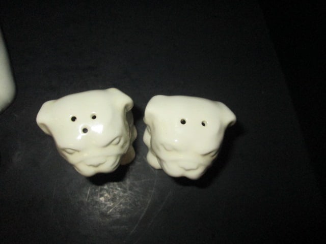 White Ceramic Bulldog Form Cookie Jar and Pair of Shakers - 3